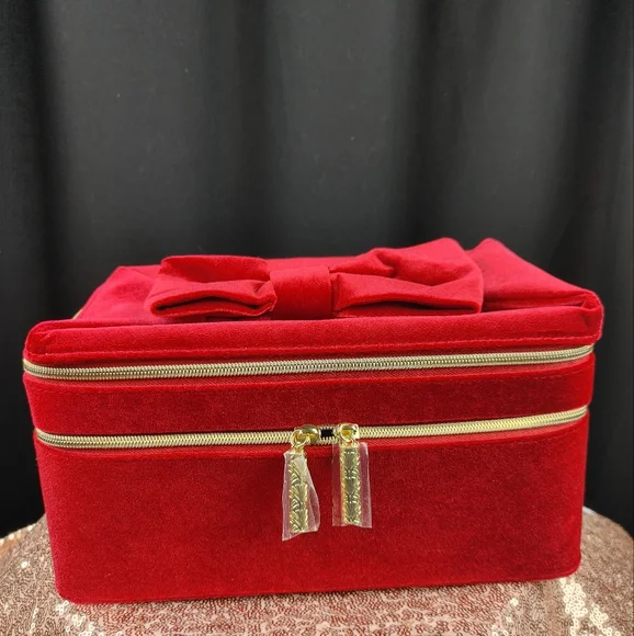 Estee Lauder Double Layer Makeup Train Case - Picture 4 of 7